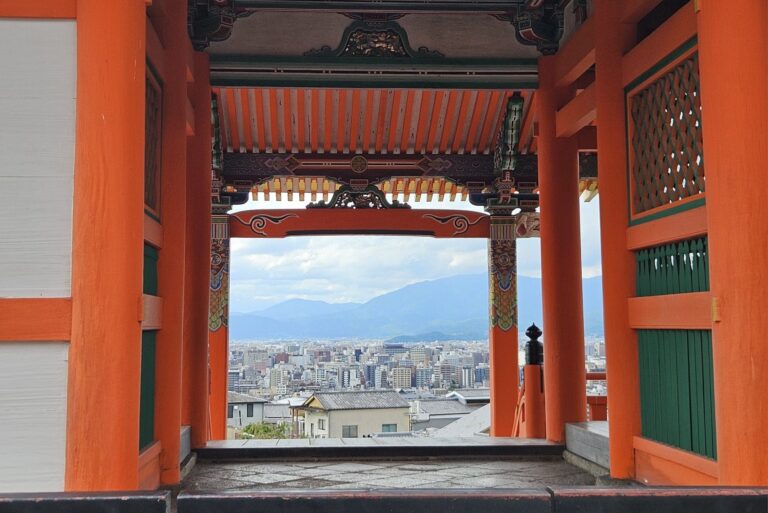 Arissa-Elena, Japan